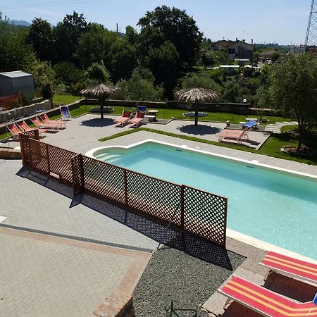 La Fonda Casa Vacanze-Appartamenti Con Piscina Santo Stefano di Magra Exterior foto